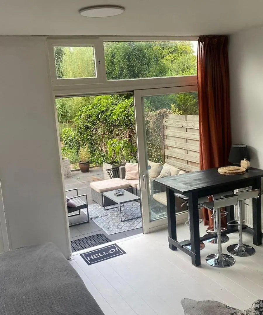 Canal Garden Apartment Staywell Amsterdam